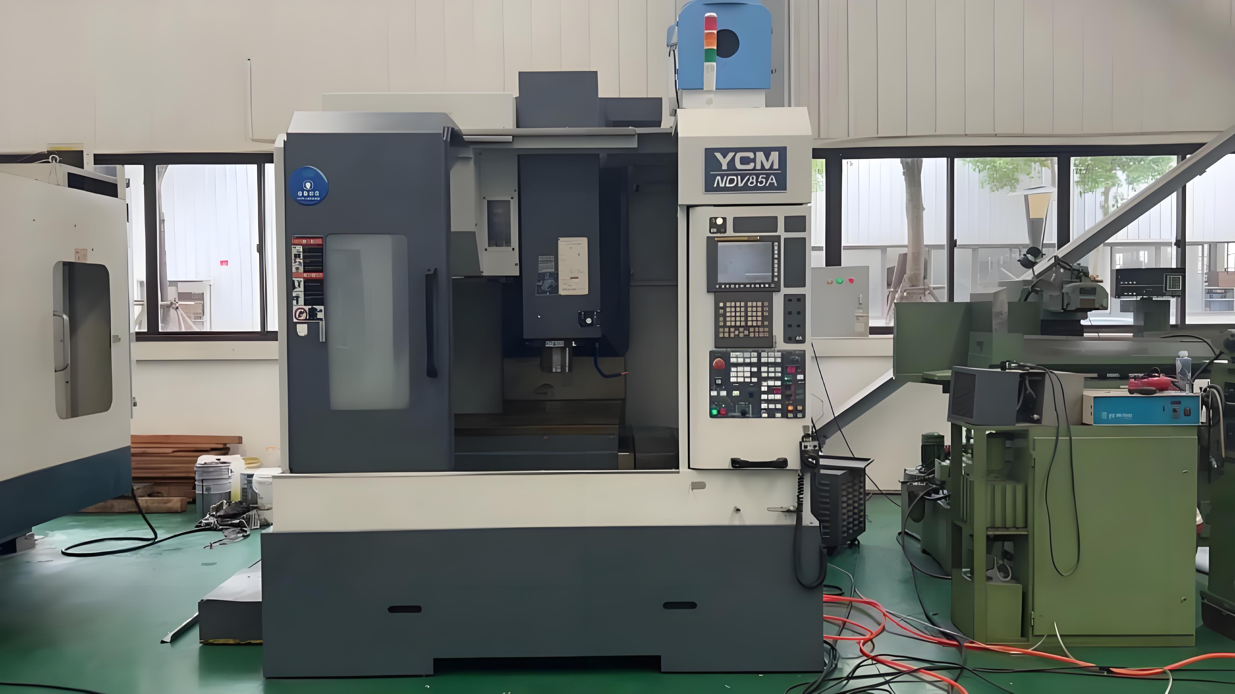 開工第一天，咱們機床維修廠就火力全開