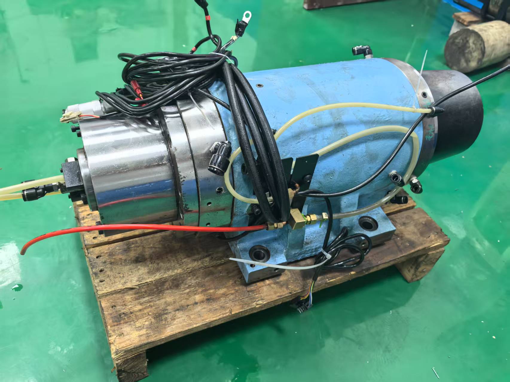 專業(yè)國外進口主軸維修廠家在維修時需要注意的問題